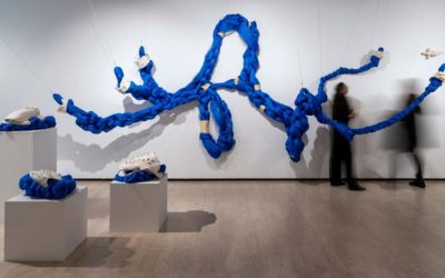 LA EXPOSICIÓN «AL PRINCIPIO TODO ERA MAR SIN LUZ» DE SUSANA GUERRERO LLEGA AL MUSEO DEL MAR DE SANTA POLA